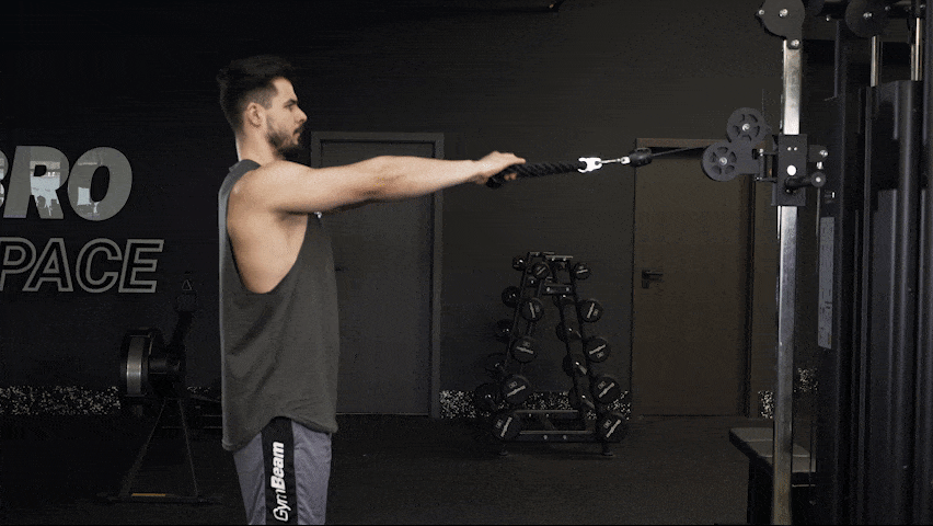 Wie führt man Face Pulls richtig aus, um die Schultern zu aktivieren