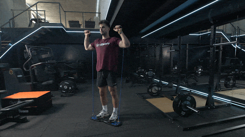 Push Press mit Hilfe der Expander