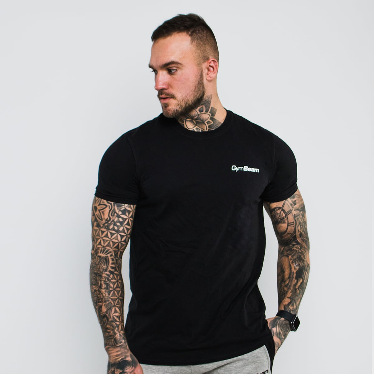 Basic T-Shirt für Männer in Black - GymBeam