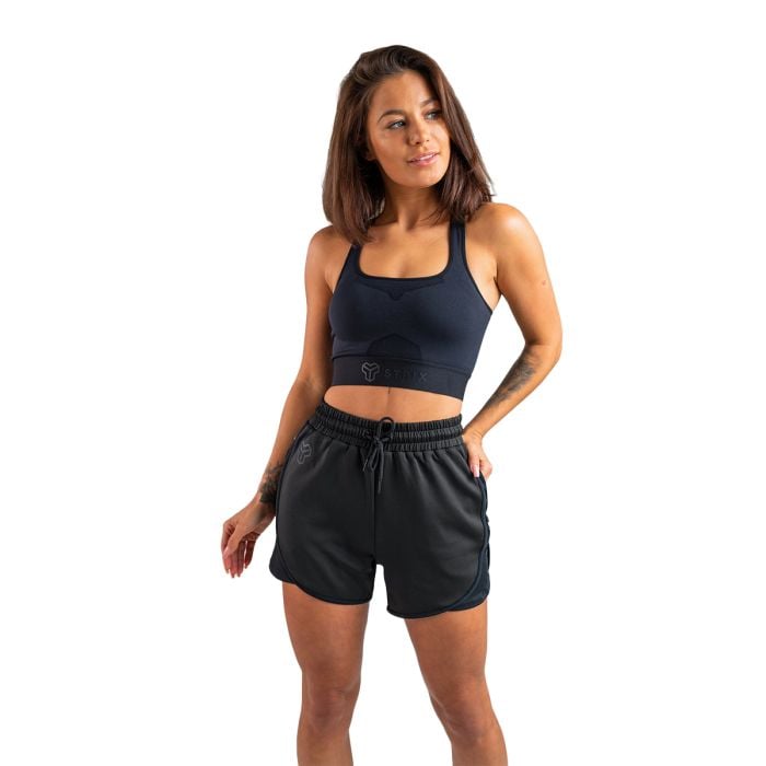 Damen Essential Shorts Black - STRIX L