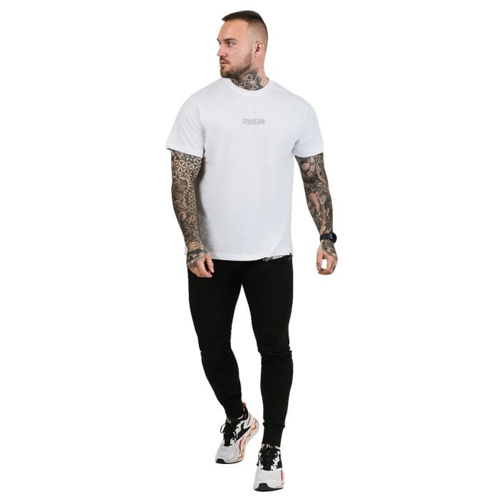 FIT T-Shirt in White - GymBeam L
