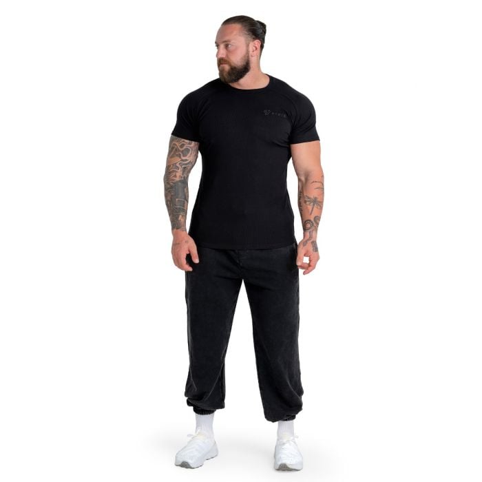 Ribbed T-Shirt in Black - STRIX XL