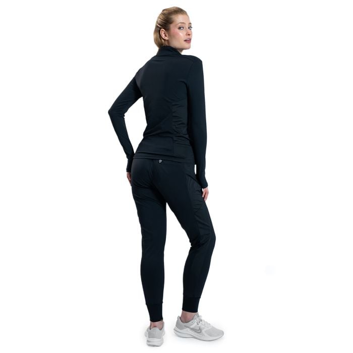 ULTRA Sporttop für Frauen in Black - STRIX L