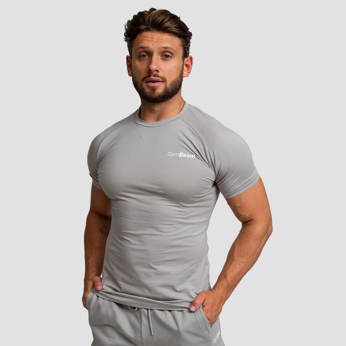 TRN Fitted T-Shirt für Männer in Grey - GymBeam