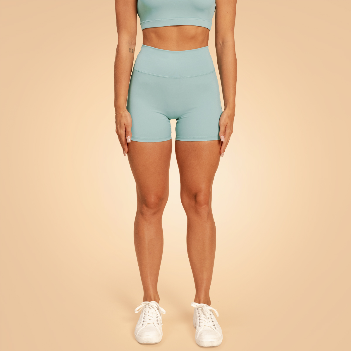 Sense Shorts für Frauen in Storm Blue - BeastPink