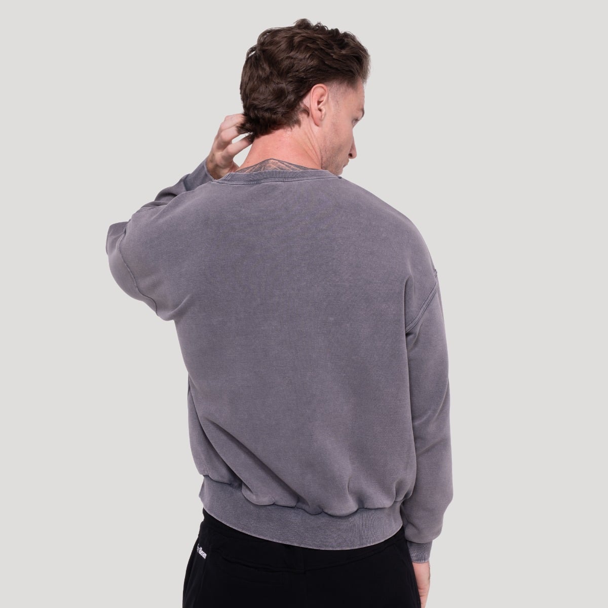 Spike Sweatshirt in Gray - GymBeam