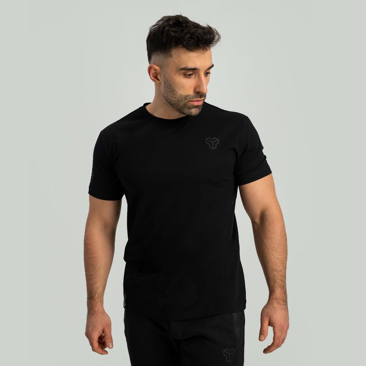 Aster T-Shirt in Black - STRIX