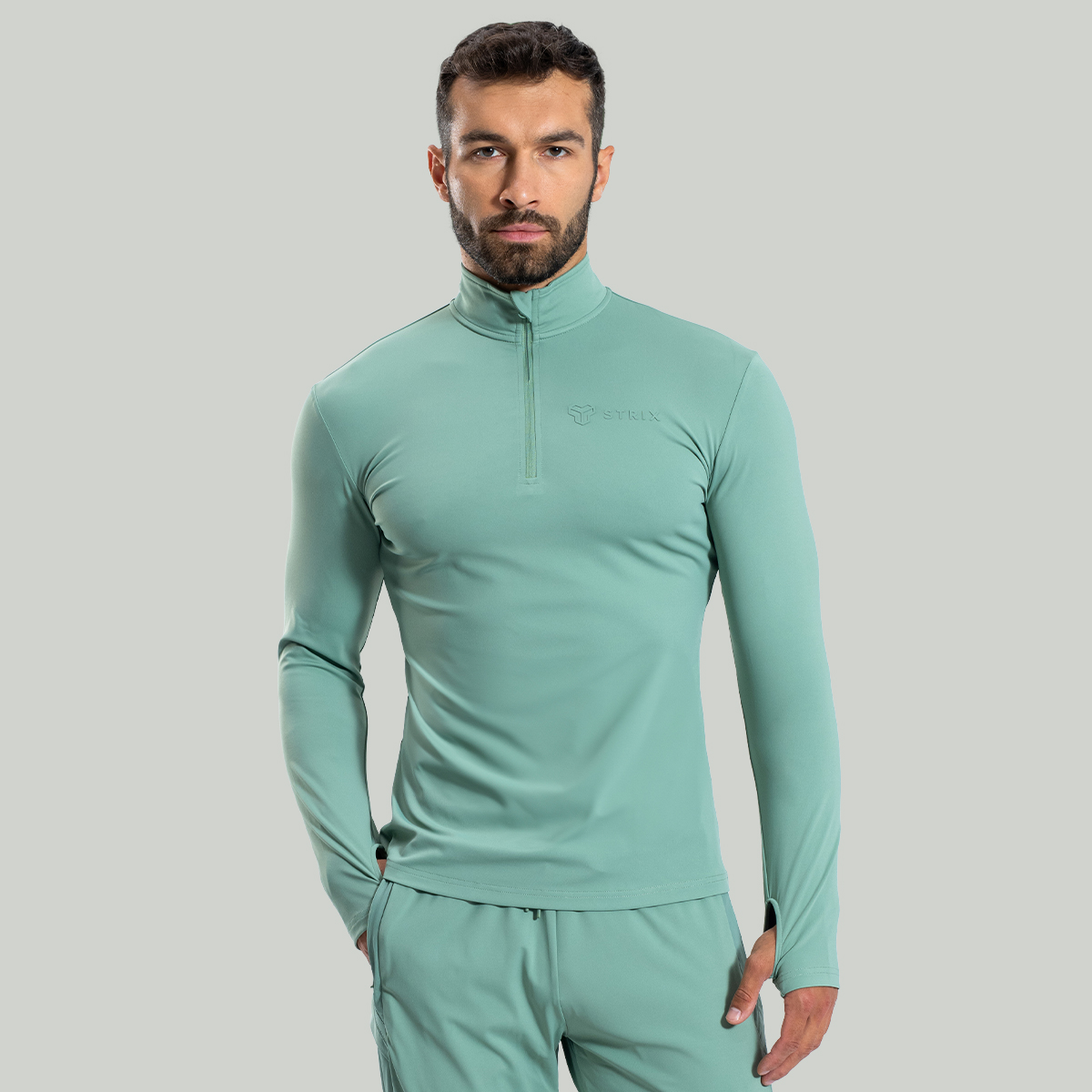 ULTRA Sporttop in Agave - STRIX