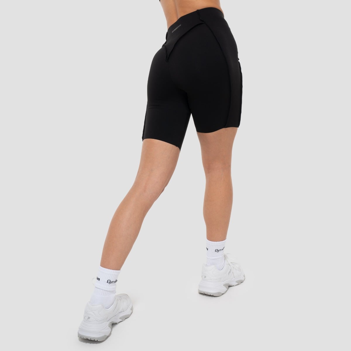 Cosmo Shorts für Frauen in Black - GymBeam