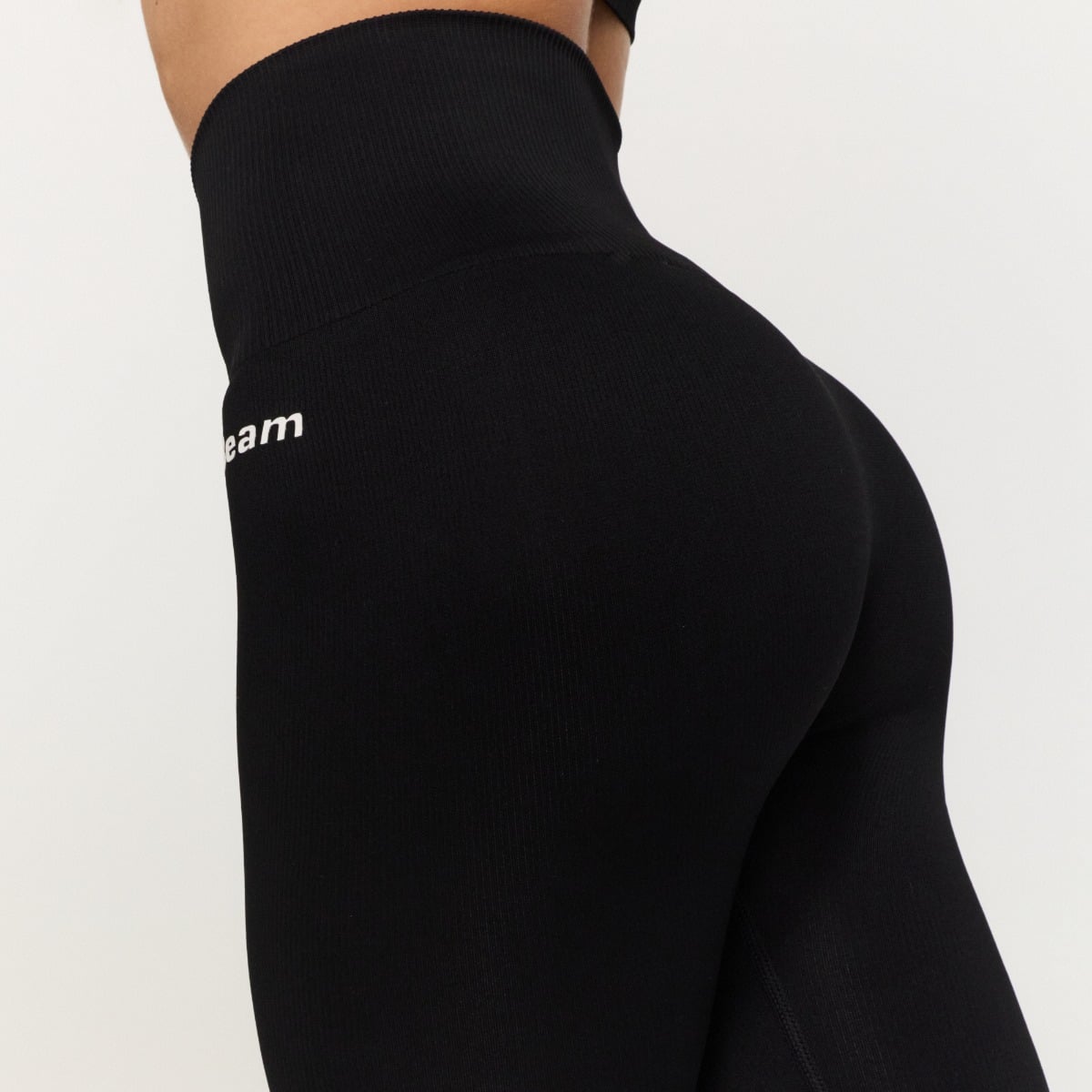 GymBabe Leggings für Frauen in Black - GymBeam