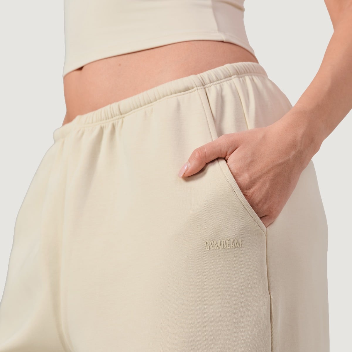 NEO Jogger für Frauen in Almond - GymBeam