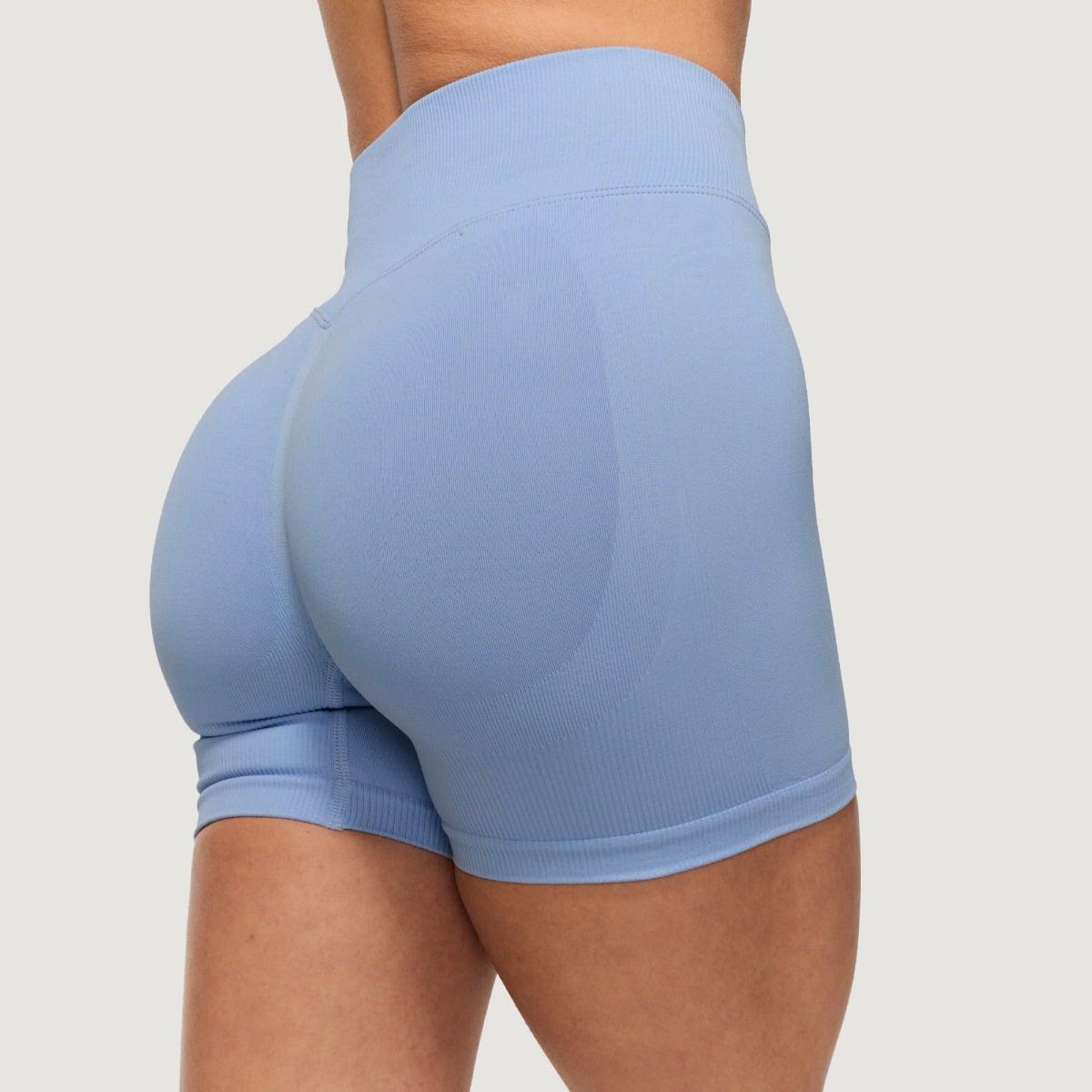 NEO Seamless Shorts für Frauen in Sky - GymBeam