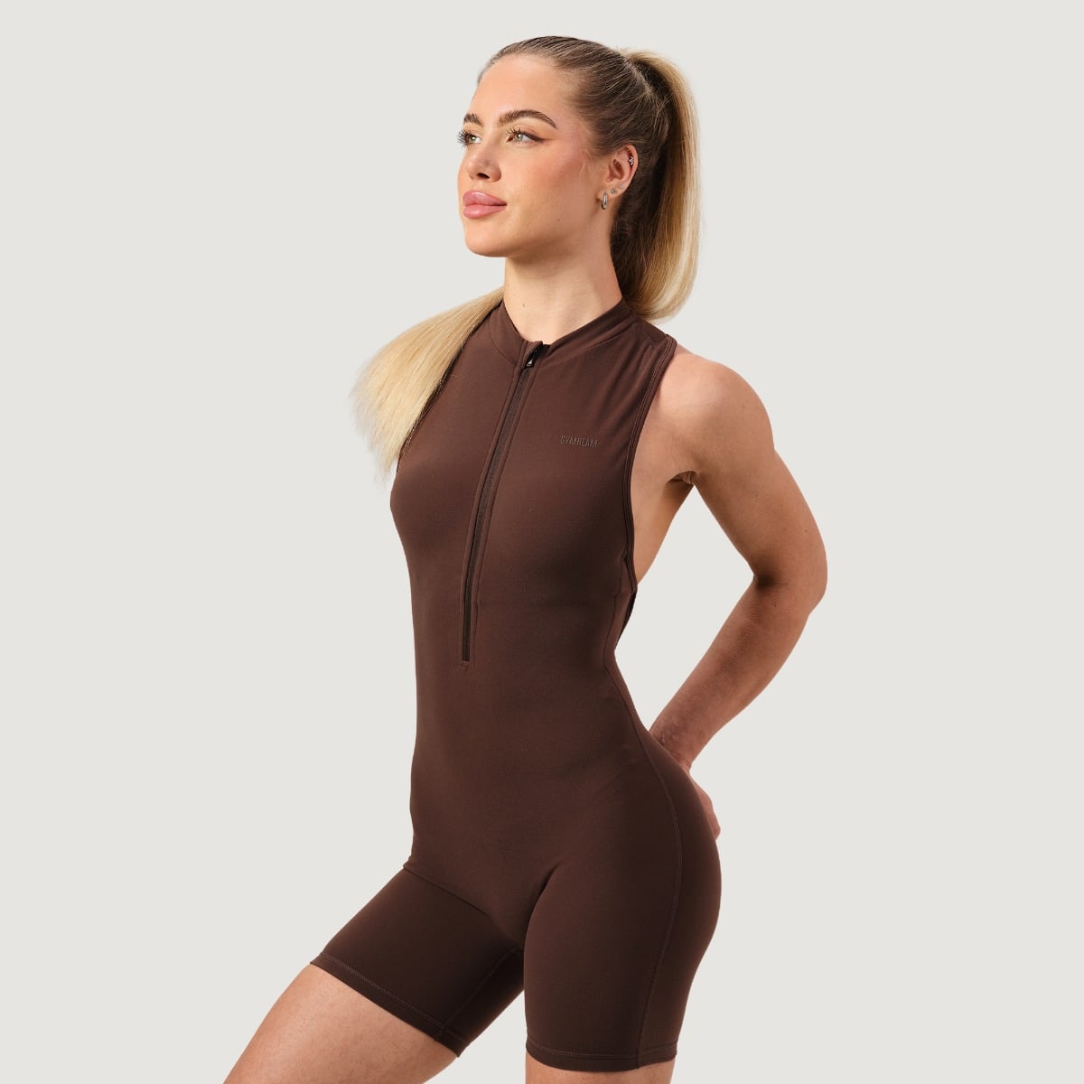 NEO Zip-Up Jumpsuit für Frauen in Mocha - GymBeam
