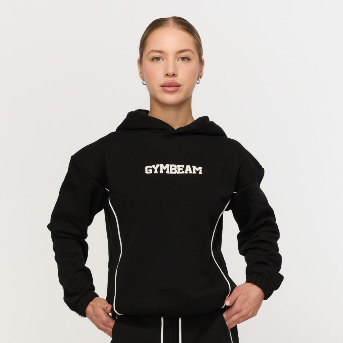 Varsity Hoodie für Frauen in Black - GymBeam