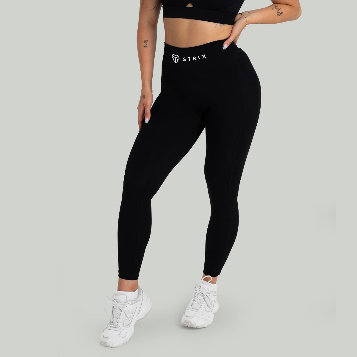 Leggings für Frauen in Black - STRIX