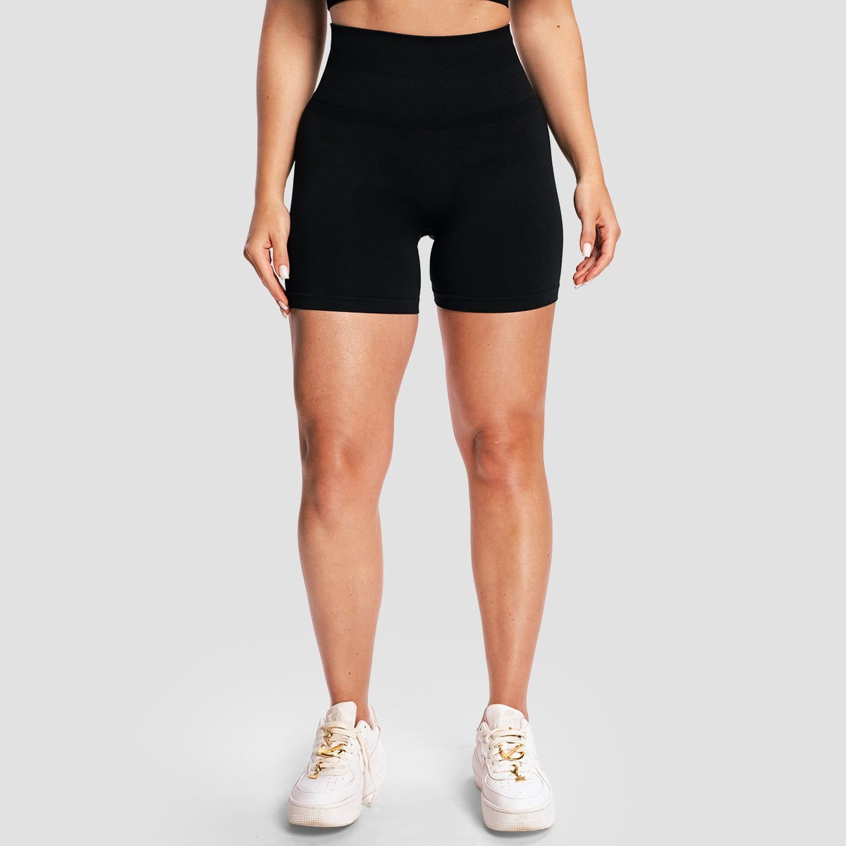 Sculpt Seamless Shorts für Frauen in Black - GymBeam