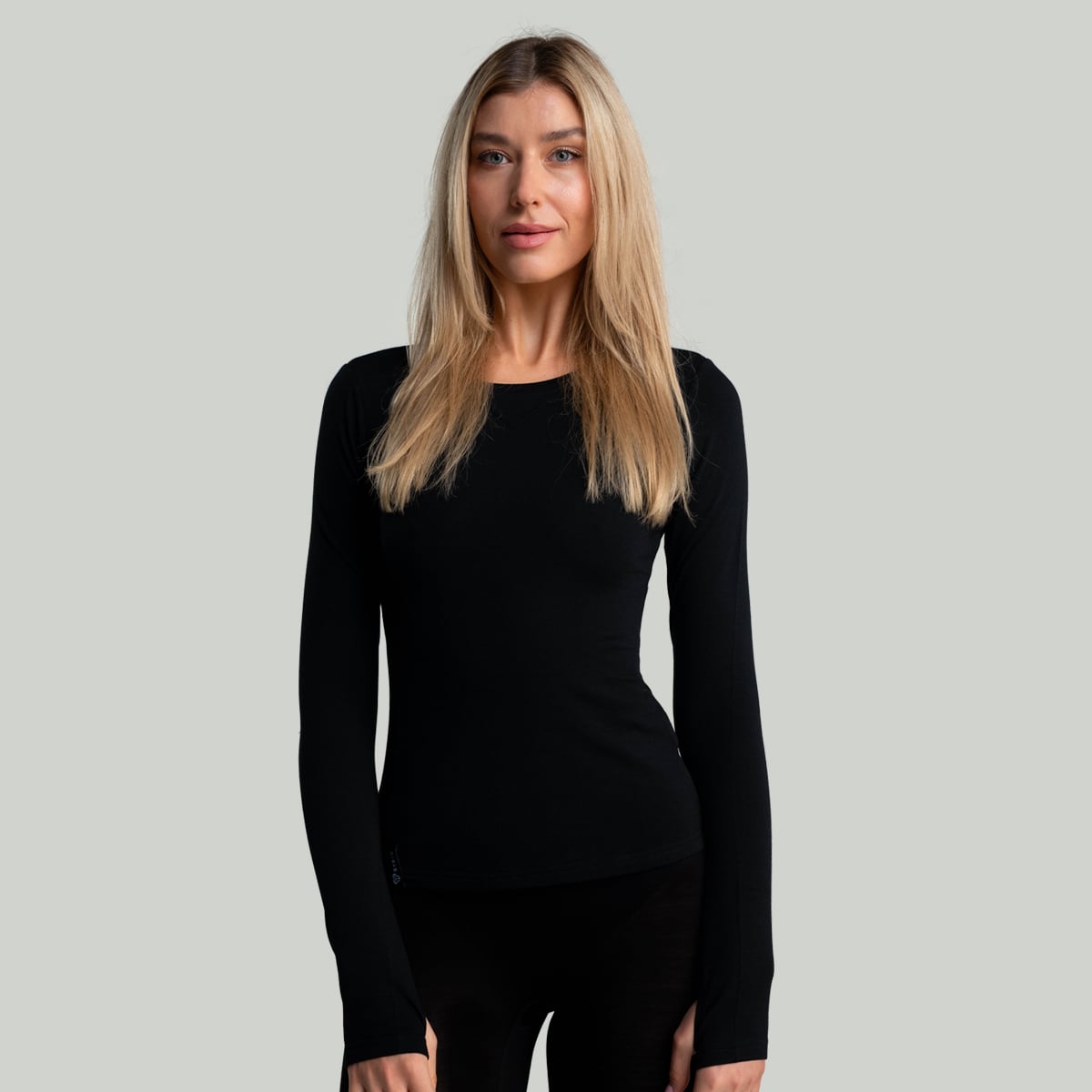 MERINO I Langarm T-Shirt für Frauen in Black - STRIX