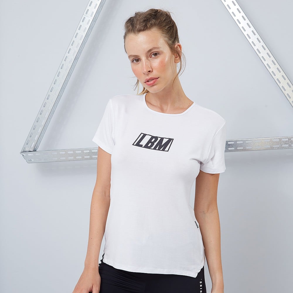 Women‘s T-shirt Essentials white - LABELLAMAFIA