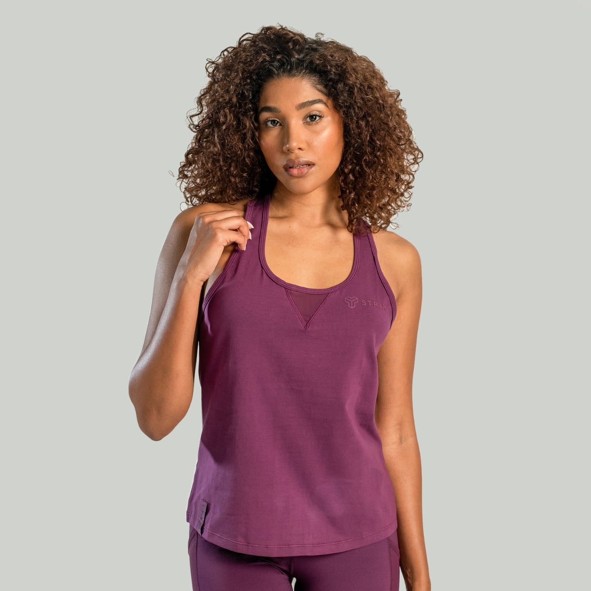 Essential Tanktop für Frauen in Plum - STRIX